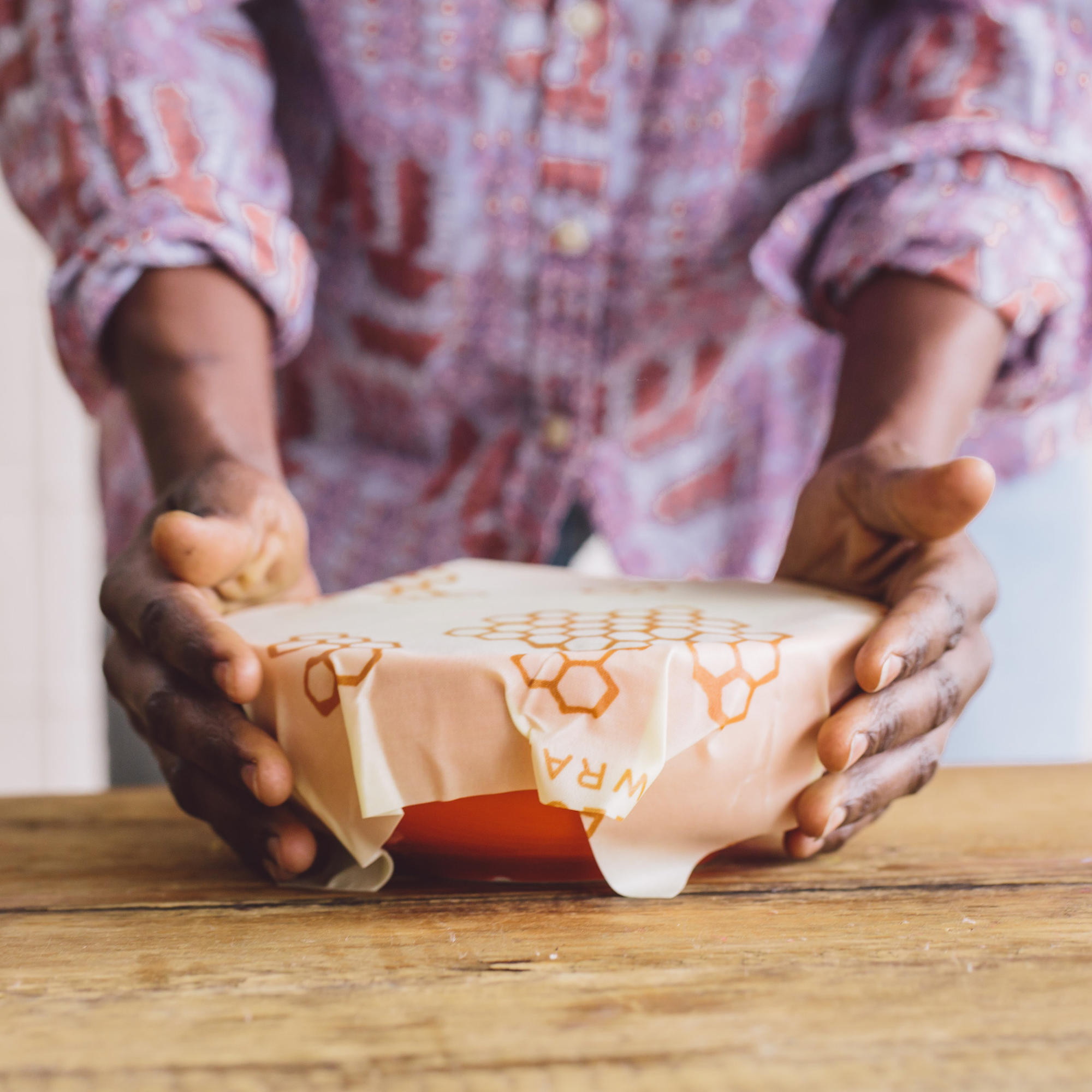 Beeswax Food Wrap Roll - Honeycomb Print